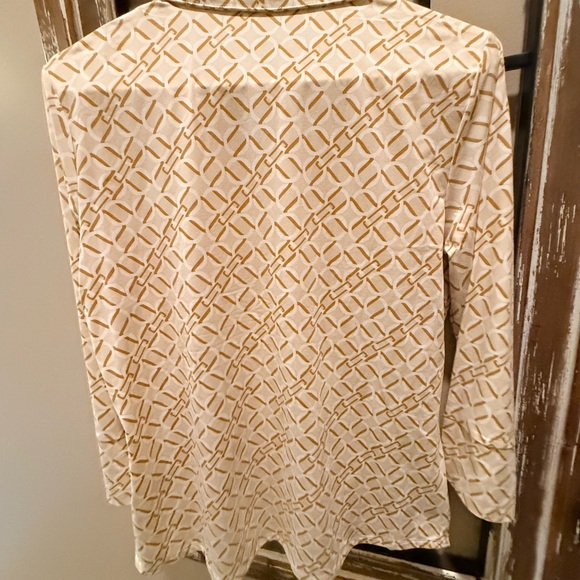 J.McLaughlin Brynn Size M long sleeve top.  Cream : brown. Pockets front. EUC - Picture 8 of 9